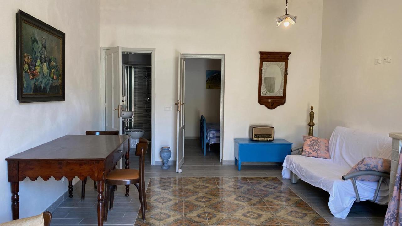 Appartamento Kleines Refugium Unter Palmen. Custonaci Esterno foto